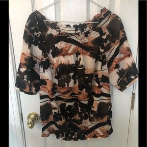 Off / On Shoulder Limited Blouse